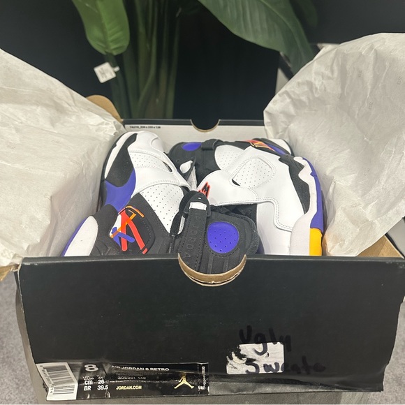 Air Jordan 8 Retro \'Three-Peat\' (2015)